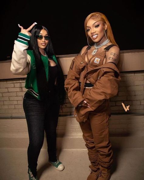 Cardi B Pics, Good Raps, Music Collage, Hottest 100, American Rappers, Cardi B, Grammy Awards, School Outfit, Kids Hairstyles