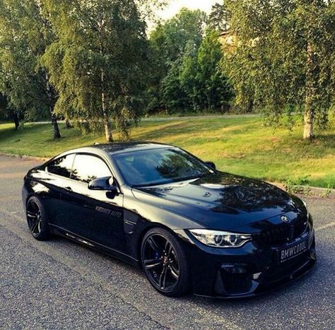 pinterest: @ gaaabbriellaa ♡ E60 Bmw, Bmw M Series, Carros Bmw, M Power, Black Panthers, Bmw Serie 3, Bmw Series, Triumph Bonneville, Super Luxury Cars