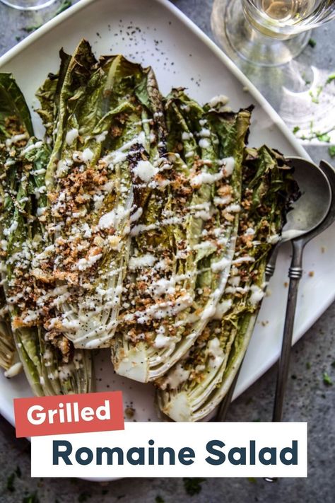 Grilled Romaine Salad with Toasted Breadcrumbs is an easy and refreshing salad made on the grill with romaine lettuce, lime juice, olive oil, and toasted breadcrumbs! Perfect for summer gatherings, BBQ's and potluck parties! Easy Comfort Food! Marinated Pork Chops Grilled, Grilled Romaine Lettuce, Grilled Romaine Salad, Grilled Salad, Grilled Romaine, Leafy Salad, Romaine Salad, Refreshing Salad, Veggie Salad