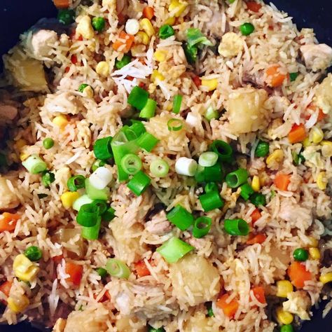 Thermomix Fried Rice, Chicken Pineapple Fried Rice, Chicken Fried Rice Recipe Healthy, Healthy Chicken Fried Rice, Fried Rice Recipes, Healthy Mummy Recipes, Healthy Rice Recipes, Pineapple Chicken Recipes, Chicken Pineapple