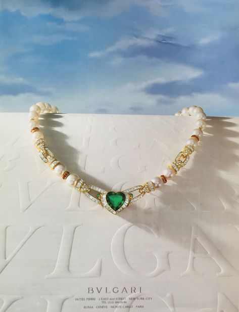 Vintage Bvlgari Jewelry, Bvlgari Aesthetic, Bvlgari Jewelry Necklaces, Bulgari Jewelry Necklaces, Bvlgari High Jewelry, Vintage Bvlgari, Bulgari Necklace, Bvlgari Necklace, Bulgari Jewelry