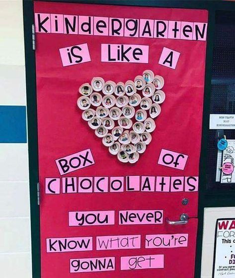 Kindergarten Classroom Door, Valentines Door Decorations Classroom, Valentines Classroom Door, Classroom Kindness, Kindergarten Door, Kindergarten Bulletin Boards, Valentines Day Bulletin Board, February Classroom, Kindergarten Valentines