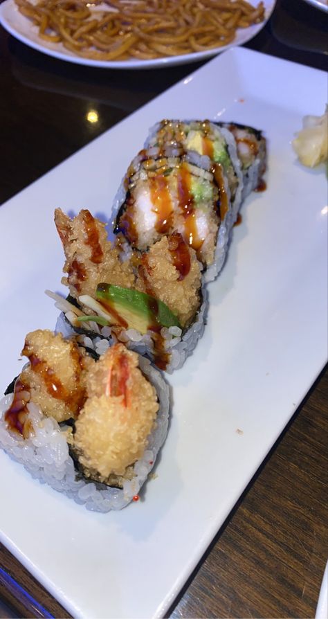 Sushi Asthetic Picture, Sushi Snapchat Story, Sushi Ig Story, Shrimp Tempura Roll, Tempura Roll, Shrimp Tempura, Delicacy Food, Snap Food, Instagram Food