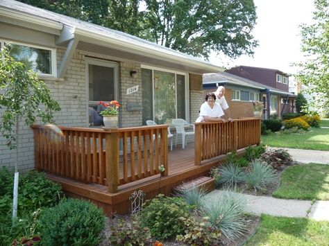 front decks on ranch houses | Deck for ranch home Small Front Deck, Front Porch Deck Ideas, Front Porch Deck, Building A Porch, Brick Ranch, Front Porch Design, Yard Landscape, Front Deck, House Deck