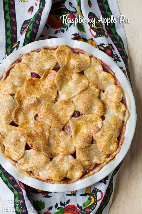 Raspberry Apple Pie - A Spicy Perspective Raspberry Desserts, A Spicy Perspective, Classic Apple Pie, Raspberry Pie, Apple Pie Recipes, Apple Desserts, Brown Butter, Pie Recipe, Pie Crust