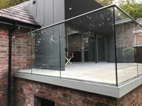 balcony with covered area liverpool - Sunrock Balconies Flat Roof Extension With Balcony, Fence Balcony Ideas, Bedroom Balcony Ideas, Patio Balcony Ideas, Hamptons House Exterior, Flat Roof Design, Roof Balcony, Balcony Designs, Flat Roof Extension