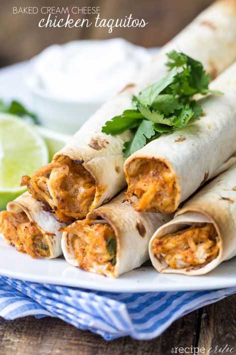 Baked Cream Cheese Chicken Taquitos at http://therecipecritic.com Amazing and easy cream cheese chicken taquitos! Baked Cream Cheese Chicken, Cream Cheese Chicken Taquitos, Baked Cream Cheese, Taquitos Recipe, Mexican Meals, Wonton Recipes, The Recipe Critic, Chicken Taquitos, Recipe Critic