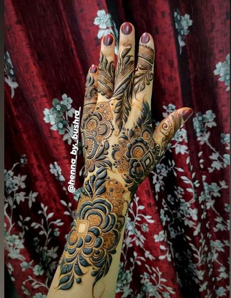 Qafif Mehndi Designs, Khafif Mehndi Designs New Dubai, Dubai Mehandi Design, Khafif Mehndi Designs Dubai, Khafif Designs, Dubai Mehendi Designs, Designer Mehendi, Dubai Mehndi, Short Mehndi Design