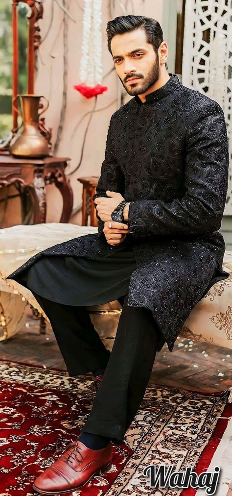 Pakistani Groom Outfits, Black Sherwani Groom Pakistani, Sherwani For Men Wedding Pakistani, Muslim Groom Outfit, Muslim Wedding Dresses Indian, Dream Reception, Reception Suits, Wedding Matching Outfits, Casual Wedding Outfit