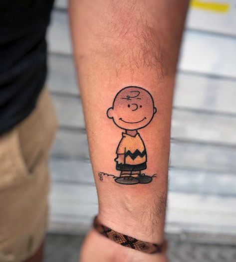 40 Charlie Brown Tattoo Ideas For Men - Peanuts Designs Brown Tattoo Ideas, Charlie Brown Tattoo, Brown Tattoos, Brown Tattoo, Snoopy Tattoo, Browning Tattoo, Surf Tattoo, Tatoo Inspiration, Peanuts Charlie Brown Snoopy