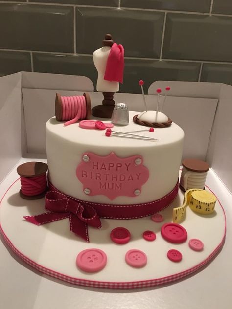 Sewing cake for my mums birthday. She’s setting up her own sewing business so this was the perfect cake for her💗 Tailor Cake Ideas, Sewing Cake, Mums Birthday, Cake For Her, Sewing Business, Job Satisfaction, My Idea, Mum Birthday, Perfect Cake