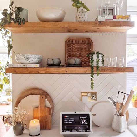 Catherine (@thetetburyhouse) • Instagram photos and videos Contemporary Wall Shelf, Decorative Wall Shelves, Floating Shelving, Shelf For Kitchen, Kitchen Floating Shelves, Wood Floating Shelf, Timber Shelves, Kitchen Shelf Decor, Topps Tiles