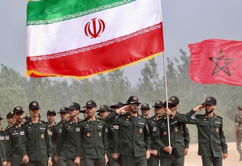 Iran’s Army with National flag. (Reuters UK) Iran Flag, Caspian Sea, Military Soldiers, Job Fair, Islamic Paintings, Islamic Republic, Warrior Girl, Career Coach, Us Presidents