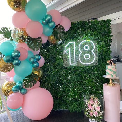 Cake Topper & Donut Wall on Instagram: “Tropical 18th birthday tropical 🌴 🌺 Styling, balloons and hire @prettylittle_events  Monsteria theme cake topper @xoxodesign_au Beautiful…” 18th Birthday Backdrop, 18th Party Ideas, 18th Birthday Party Themes, 18th Birthday Decorations, 21st Birthday Decorations, Tropical Birthday, Bday Party Theme, Birthday Balloon Decorations, Birthday Party Theme Decorations