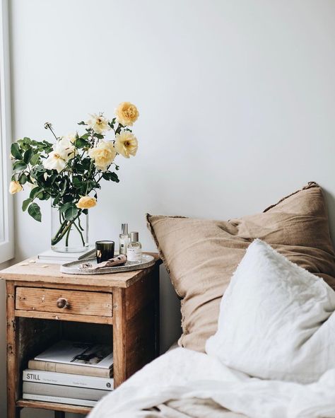 abbie mellé | photographer on Instagram: “first day of autumn. roses linger in the gardens, while treetops are already tinged with golden. full of anticipation and hope for this new…” Home Decor Ideas Modern, Remodel Fireplace, Making The Bed, Manufactured Home Remodel, Cheap Farmhouse Decor, Cheap Wall Decor, Bed Side Table, Home Decor Quotes, Quirky Home Decor