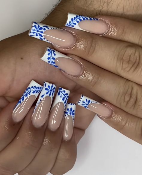 Ojo Nail Design, Mexico Style Nails, Don Julio Nails, Casamigos Nails, Azul Nails Ideas, Greek Acrylic Nails, Costal Nail Ideas, Azul Tequila Nails, Baddie Nails 2023