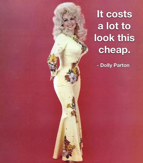 36 Funny Pics and Memes to Turn Your Brain Off With - Funny Gallery Dolly Parton Wigs, Dolly Parton Costume, Dolly Parton Pictures, Divas Pop, Norma Jeane, Hello Dolly, Dolly Parton, Funny Pics, Look At You