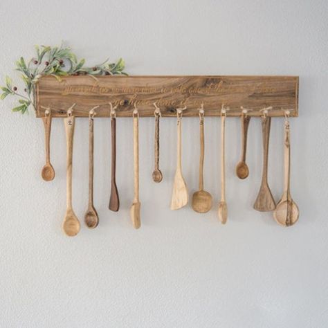 25 Beginner Woodworking Projects - The Created Home How To Display Wooden Spoons, Wooden Spoon Kitchen Decor, Wooden Spoon Decor Wall Art, Wooden Spoon Display Ideas, Wooden Spoon Wall Decor, Wooden Spoon Display, Mitre Saw Dust Collection, Rolling Pin Display, Pallet Pumpkin