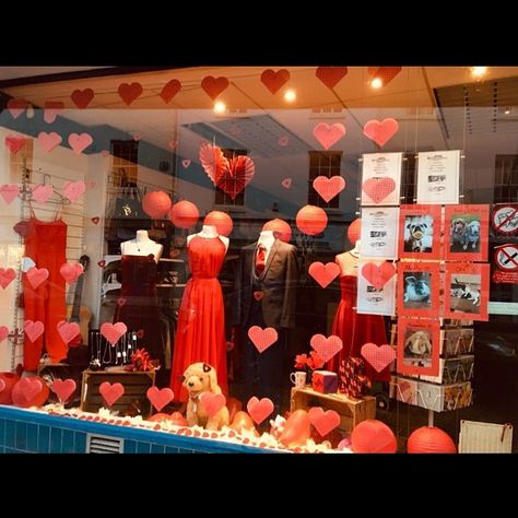 Charity Shop Display Ideas, Valentines Window Display, Window Display Retail, Valentines Day Ideas, Store Window, Interior Display, Valentines Outfits, Charity Shop, Shop Window Displays