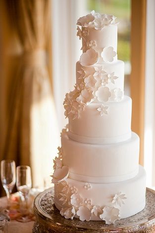 Wedding Cake Without Flowers, Wedding Cake Tower, Wedding Cake Fresh Flowers, Cake Tower, Wedding Cake Recipe, Lace Wedding Cake, Forever Wedding, Floral Wedding Cakes, Romantic Wedding Cake