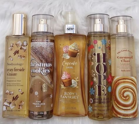 Bath And Body Works Perfume Aesthetic, Bath And Body Works Aesthetic, Aesthetic Perfumes, Her Perfume, Victoria's Secret Perfume, Body Hygiene, Perfume Collection Fragrance, Bath And Body Works Perfume, Shower Skin Care