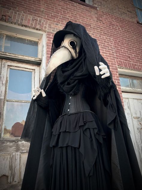 Victorian Mask, Plague Doctor Halloween, Plague Doctor Halloween Costume, Doctor Halloween Costume, Mask Outfit, Doctor Halloween, Plague Doctor Costume, Plague Mask, Plague Doctor Mask