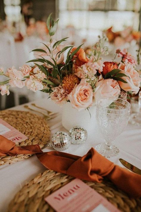 Pantone colour of the year Peach Fuzz Pink Orange Fall Wedding, Peach Table Setting, Sunset Wedding Colors, Apricot Wedding, Wedding Something Blue, Pantone 2024, Orange Wedding Themes, Orange And Pink Wedding, Color Durazno