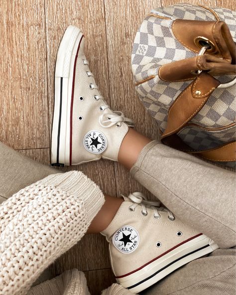 Trendy Shoes Sneakers, Converse Chuck 70, Hype Shoes, Cute Nikes, Shoe Inspo, Aesthetic Shoes, Swag Shoes, Converse Sneakers, Dream Shoes