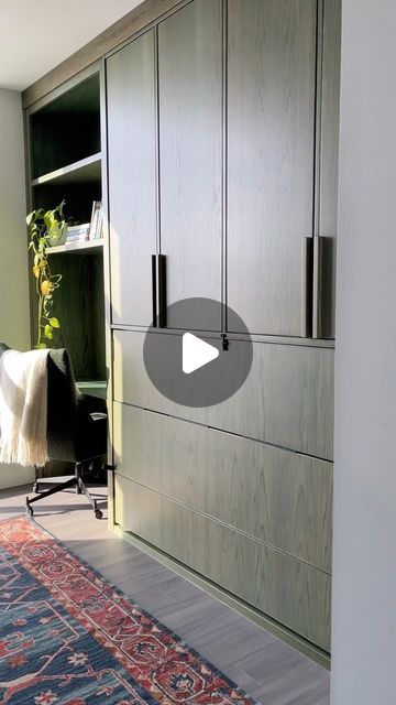 LOUIS DUNCAN-HE DESIGNS on Instagram: "To maximize this 109 square foot room to function as both a guest bedroom and home office– we designed a custom millwork solution that functioned as a fold out desk, Murphy bed, AND when not in use… offers additional closed storage, open bookshelf displays, and a small worksurface! 

Who doesn’t love a 3-in-1 solution?! (Or would it be 5-in-1? 😉)

Interiors: @louis.dhe 
Contractor: @knightcustomhomes 
•
•
•
Home Renovations / Custom Millwork / Custom Murphy Bed / Built-In Desk / Construction Timelapse / Canadian Interior Designers
#murphybed #custommillwork #greencabinets #guestbedroomdecor #homeofficeideas #builtindesk #custombed #renovationproject #renovationinspo #louisdhe #louisduncanhedesigns #styleathome #wearevivir #sodomino #homewithrue #west Guest Bedroom And Office Combo, Murphy Bed Office Guest Bedrooms, Desk Murphy Bed, Custom Murphy Bed, Murphy Bed Office, Guest Bedroom Office, Open Bookshelf, Fold Out Desk, Custom Millwork