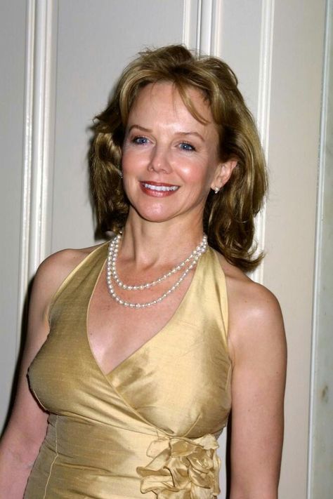 Actress Linda Purl Linda Purl, Watchful Eye, London Theatre, Female Actresses, Hollywood Stars, Tv Stars, Britney Spears, Celebrities Female