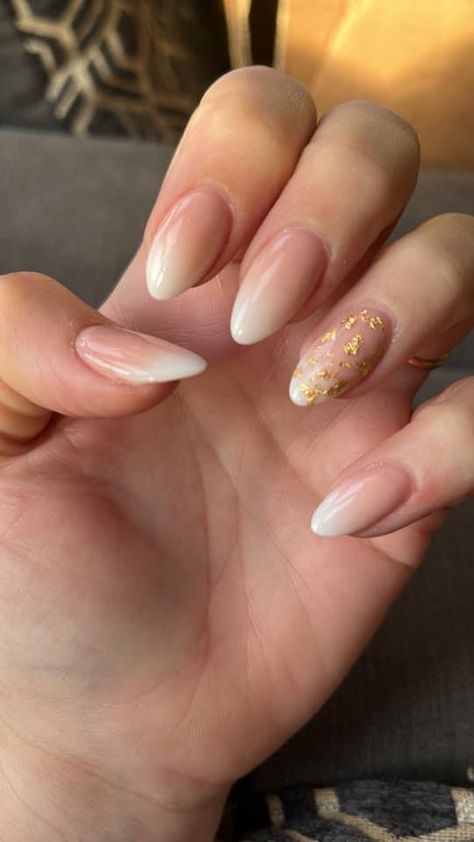 Ombre Nails Gold Flakes, Ombre Nails With Gold Flakes, Ombre Nails Gold, Ombre Nails With Gold, Nails Gold Flakes, Nails With Gold Flakes, Nails With Gold, Nails Gold, Gold Flakes