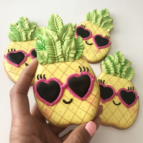 Be Spoke, Luau Cookies, Plain Sugar Cookies, Pineapple Princess, Pineapple Birthday Party, Pineapple Sugar, Painted Cookies, Pineapple Cookies, Cookie Board