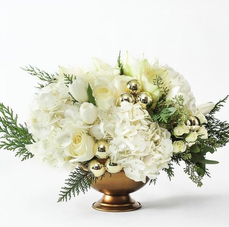 White And Gold Christmas Floral Arrangements, New Years Flower Arrangements, Winter Floral Arrangements Centerpieces, Holiday Flower Arrangements, Holiday Luncheon, Christmas Floral Designs, Winter Floral Arrangements, Altar Flowers, Hydrangea Centerpiece