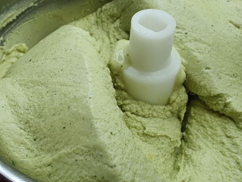 Sweet Basil ice cream – ICE CREAM NATION Basil Ice Cream Recipe, Basil Gelato, Ice Cream Flavour, Basil Ice Cream, Custard Ice Cream, Vegan Ice Cream Recipe, Ice Cream Ice, Ice Scream, Cream Ice Cream