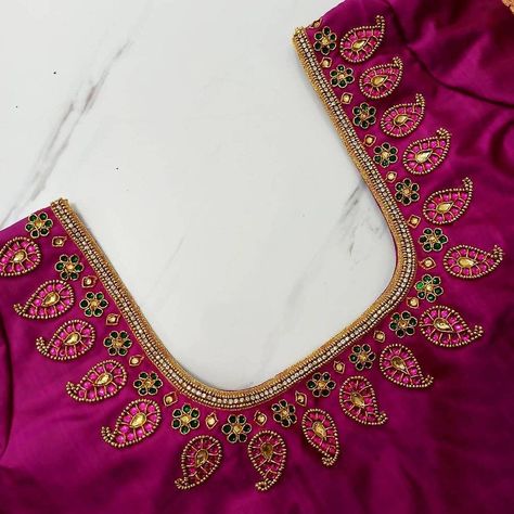 ROYAL STITCHES on Instagram: “Hand embroidered aari bridal blouse Customized on your budget For customizing your blouses DM us or Whatsapp 7397309882 #aariworkblouse…” Aari Bridal Blouse, Mango Mala Jewellery, Magam Work Blouses, Benarasi Blouse, Saree Colors, Mango Design, Mango Mala, Gold Work Embroidery, Maggam Work Designs