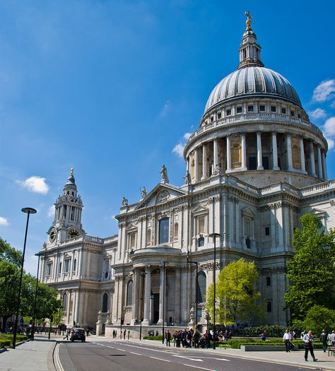 St Paul's Cathedral St Pauls Cathedral London, St Paul's Cathedral, London Trip, London Landmarks, St Pauls Cathedral, London Spring, London Places, Royal Life, Urban Environment