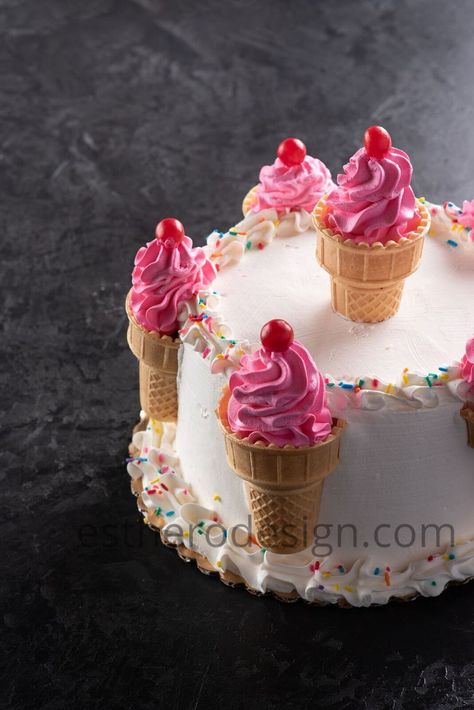 Ice Cream Cone Cake Drawing Cake, Cake With Frosting, Banana Bundt Cake, Cone Cake, Holiday Ice Cream, Ice Cream Cone Cake, Functional Crafts, There's No Tomorrow, Cherry Ice Cream