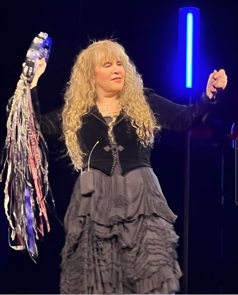 3/2023 Stephanie Lynn, Stevie Nicks Fleetwood Mac, Music Centers, Beautiful Voice, Aging Well, Stevie Nicks, Fleetwood Mac, All Music, Lead Singer