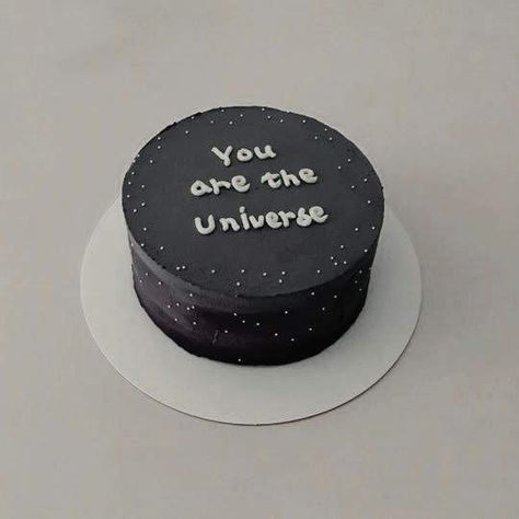 Minimalist Cake, Black Cake, Pastel Cakes, Cake Mini, Korean Cake, Simple Cake Designs, Mini Cakes Birthday, Black Minimalist, Simple Birthday Cake