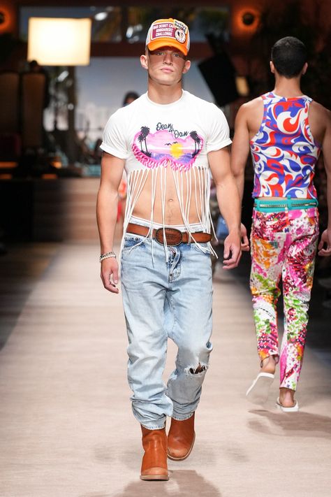 Dsquared2 Runway, Runway Men, 2024 Menswear, White Boxers, Fashion Moments, Men Summer, Summer 24, Menswear Fashion, Menswear Collection