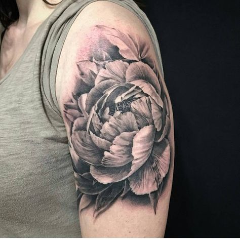 See this Instagram photo by @memorialtattooatl • 82 likes Floral Tattoo Peonies, Peony Tattoo Men, Realistic Peony Tattoo, Tattoo Flower Peony, Tattoo Peony, Atlanta Tattoo, Peony Tattoo, Flower Peony, Posts Ideas