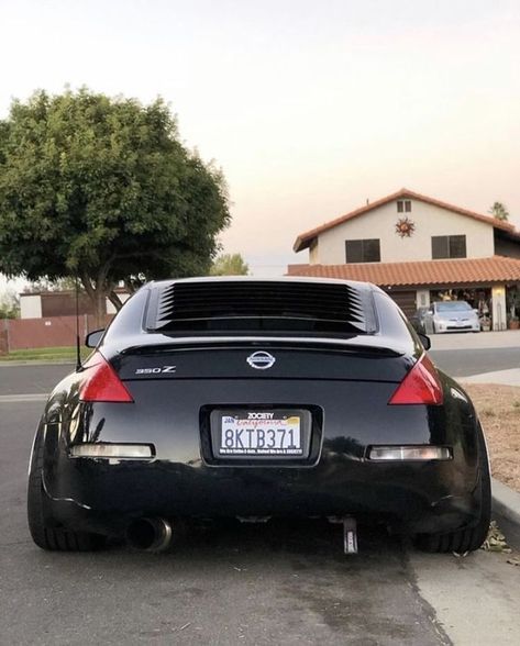 350z Custom, Nissan Z350, Nissan 350z Custom, Nissan Sports Cars, 350z Nissan, Blacked Out Cars, Cars Nissan, Nissan Z Cars, Car Deco