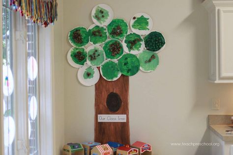 Dramatic Play Tree Study, Tree Sensory Bin Preschool, Tree Provocations, Tree Study Art Preschool, Tree Unit Preschool, Creative Curriculum Tree Study Preschool, Trees Study Creative Curriculum, Trees Creative Curriculum, Preschool Tree Study