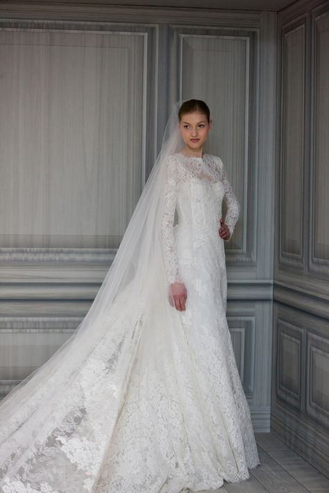 Monique Lhuillier Bridal Lace, Monique Lhuillier Bridal, Sophisticated Bride, Long Sleeve Wedding Dress Lace, Trendy Wedding Dresses, Lace Wedding Dress Vintage, Classic Wedding Dress, Winter Wedding Dress, Princess Wedding Dresses