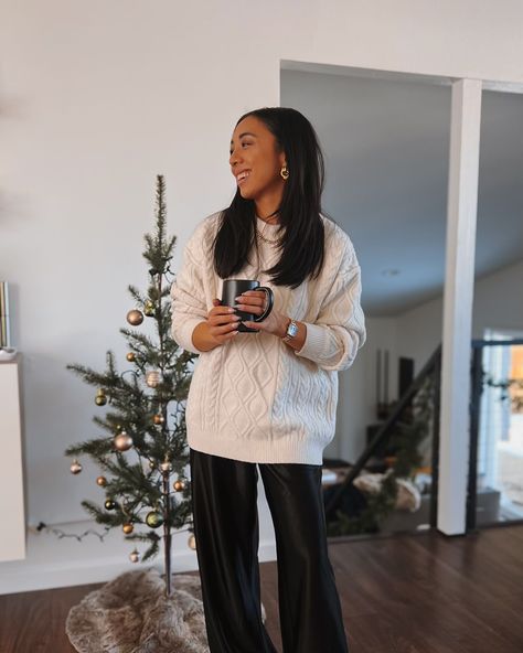 Cozy holiday outfit idea - satin pants outfit, confy holiday outfits Satin Pants Outfit Winter, Satin Pants Outfit, Cozy Holiday, Satin Pants, Holiday Outfit, Outfit Idea, Pants Outfit, Holiday Outfits, Satin