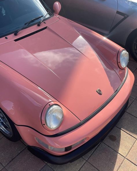 Old Porsche, Pink Porsche, Old Vintage Cars, Car Up, Aesthetic Love, Classy Cars, Car Ride, Vroom Vroom, Retro Cars