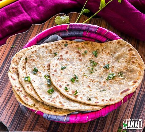 Mooli Paratha Mughlai Paratha Recipe, Kheema Paratha, Sattu Ka Paratha, Mooli Paratha, Chilli Garlic Paratha, Garam Masala, Flatbread, Cilantro, Hummus