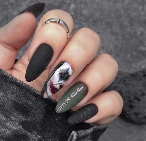 Cartoons Nails, Batman Nails, Rave Nails, Scary Nails, Halloween Nails Diy, Henna Nails, Mens Nails, Black Acrylic Nails, London Nails