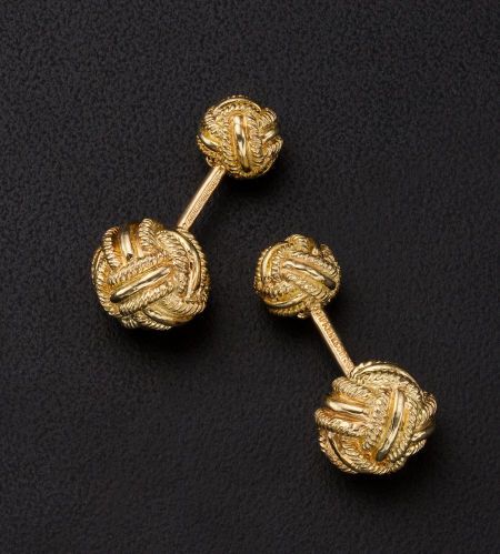 Bugdi Design Gold, Koppu Designs Gold, Bugadi Earring Design In Gold, Bugdi Designs, 3 Grams Gold Earrings Indian, Gold Earrings Studs Simple, Upper Ear Earrings, Small Earrings Gold, Temple Jewellery Earrings