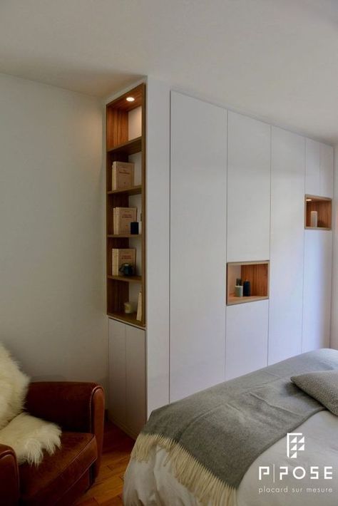 Bedroom Cupboard Designs Modern, Bedroom Cupboard Designs, Wardrobe Design Bedroom, Cupboard Design, Home Entrance Decor, Bedroom Furniture Design, Wall Decor Living Room, Bedroom Interior, The Wall